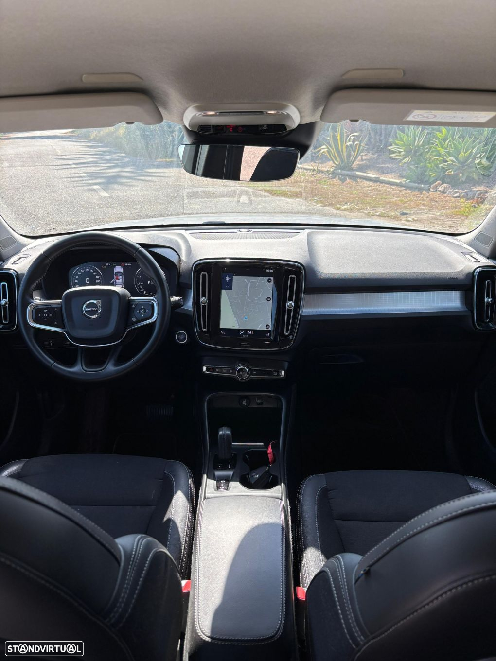 Volvo XC 40 1.5 T3 Momentum Plus Geartronic - 10