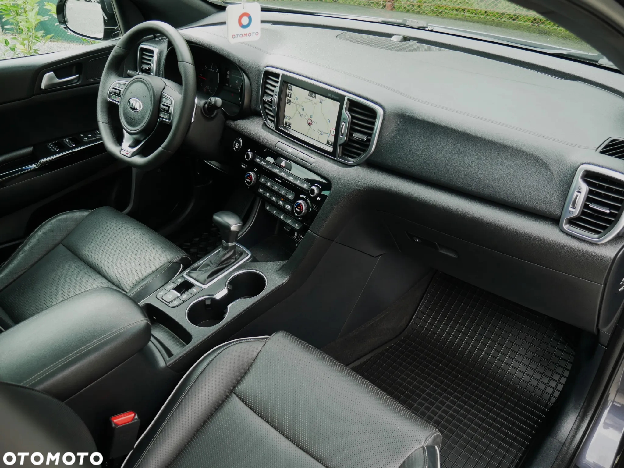 Kia Sportage 2,0 CRDI AWD GT Line - 24