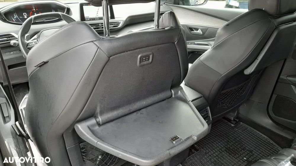 Peugeot 5008 BlueHDI 180 EAT8 GT - 16