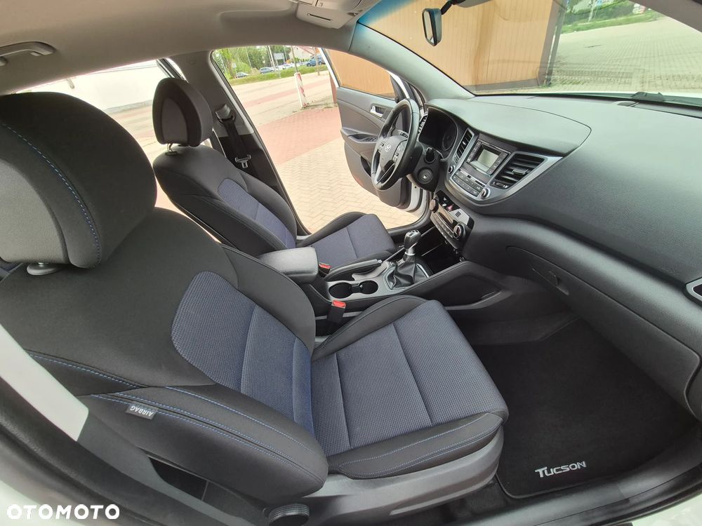 Hyundai Tucson 1.7 CRDI BlueDrive Comfort 2WD - 17