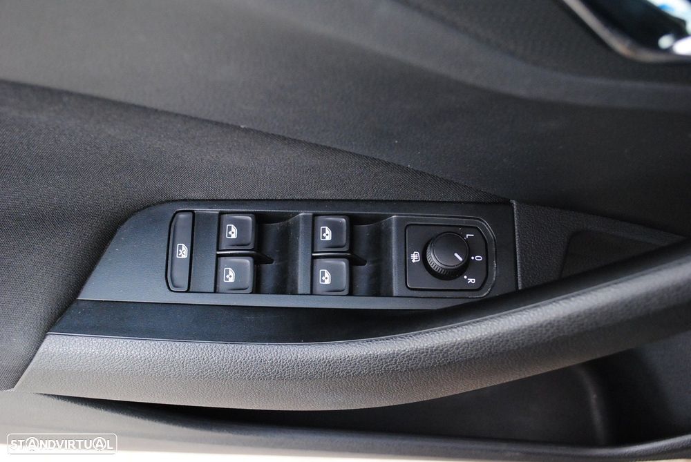 Skoda Kamiq 1.0 TSI DSG - 31