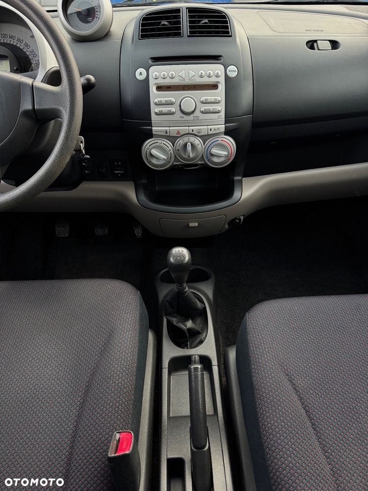 Daihatsu Sirion 1.3 - 17