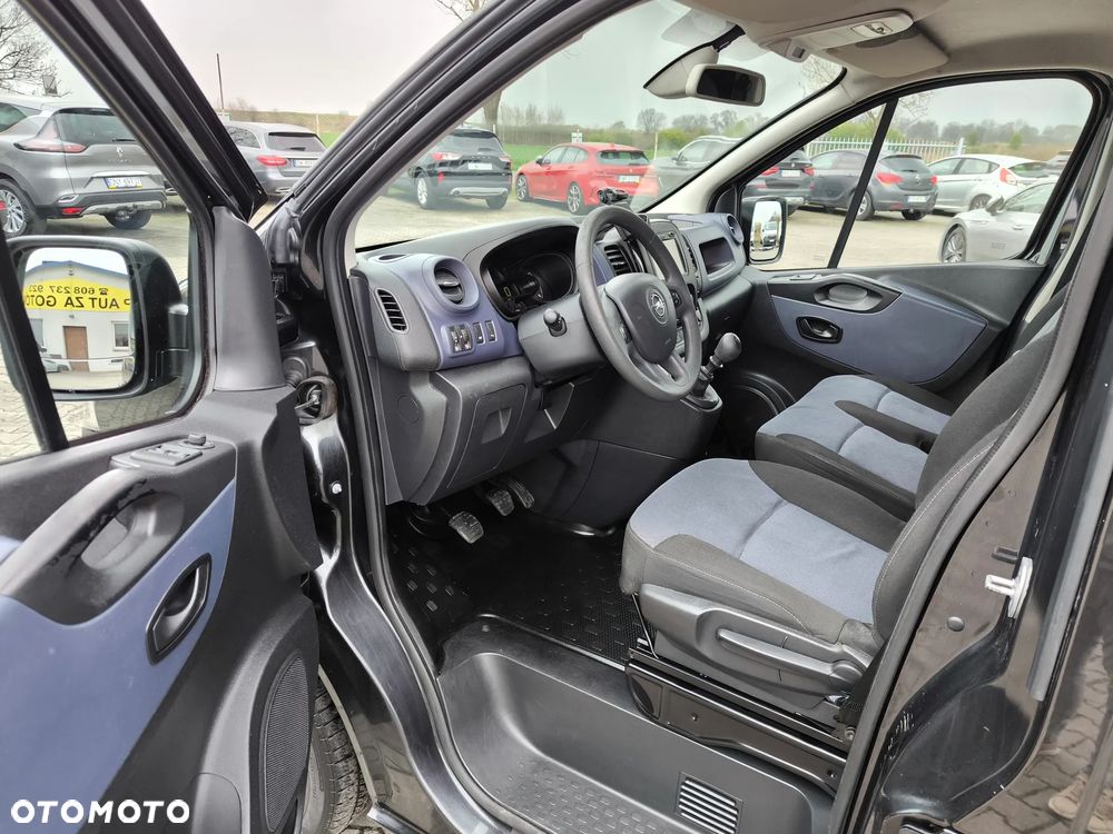 Opel Vivaro - 16