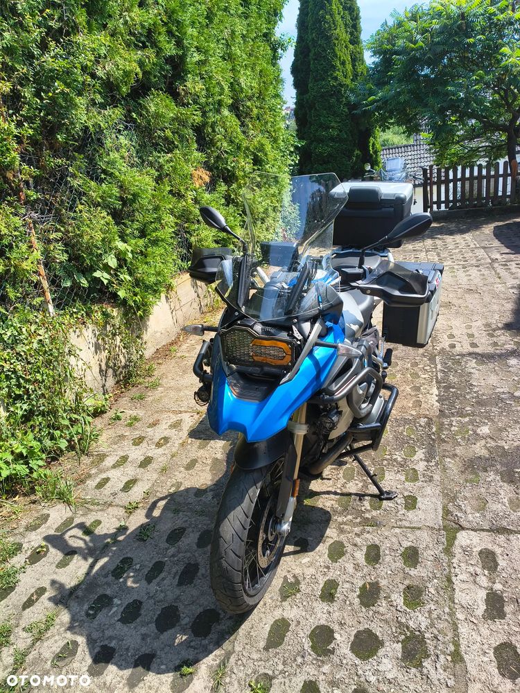 BMW R - 9