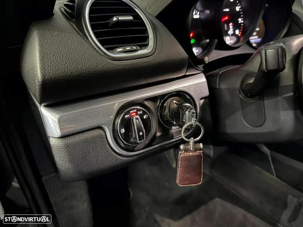 Porsche 718 Cayman - 15