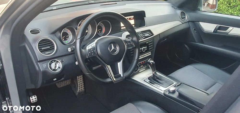 Mercedes-Benz Klasa C 180 Kompressor Automatik BlueEFFICIENCY Avantgarde - 38