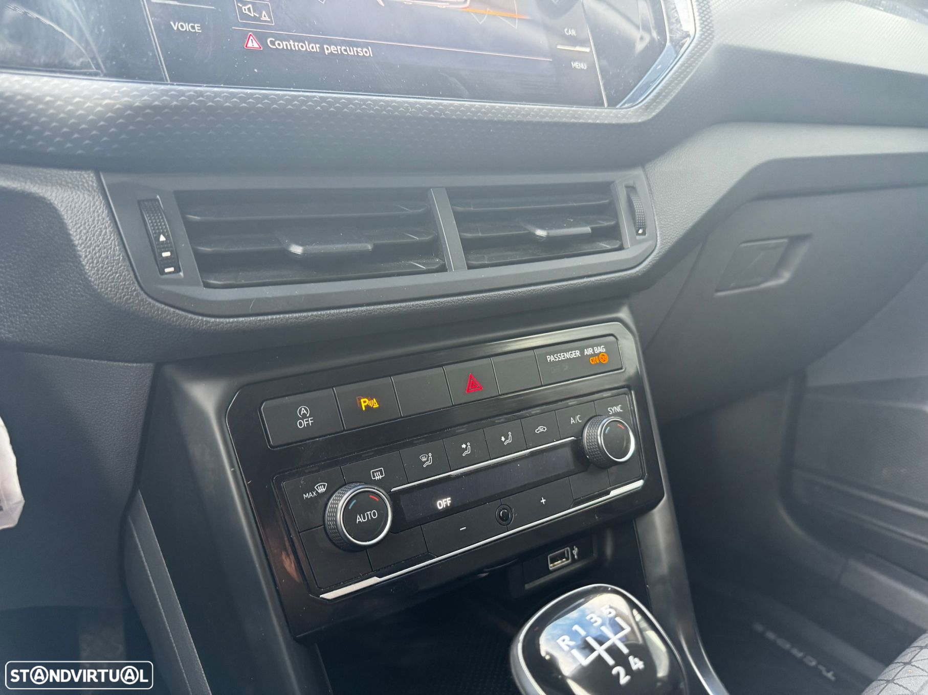 VW T-Cross 1.0 TSI - 12