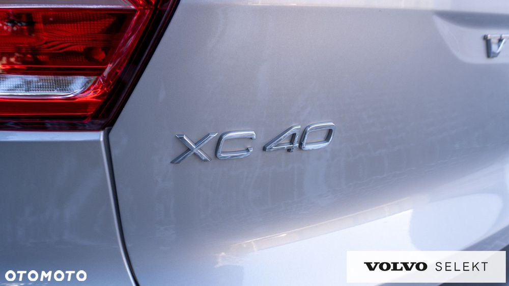 Volvo XC 40 - 25