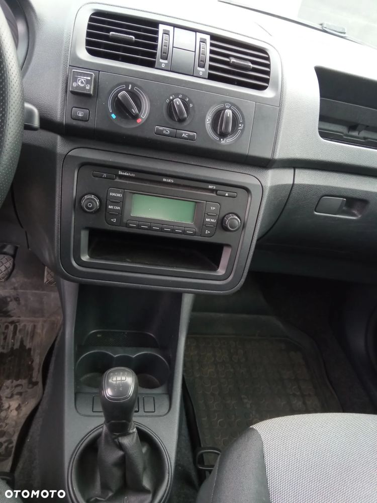 Skoda Fabia - 8