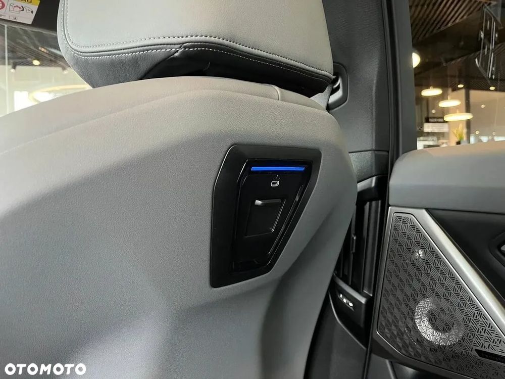 BMW i5 M60 Touring - 18