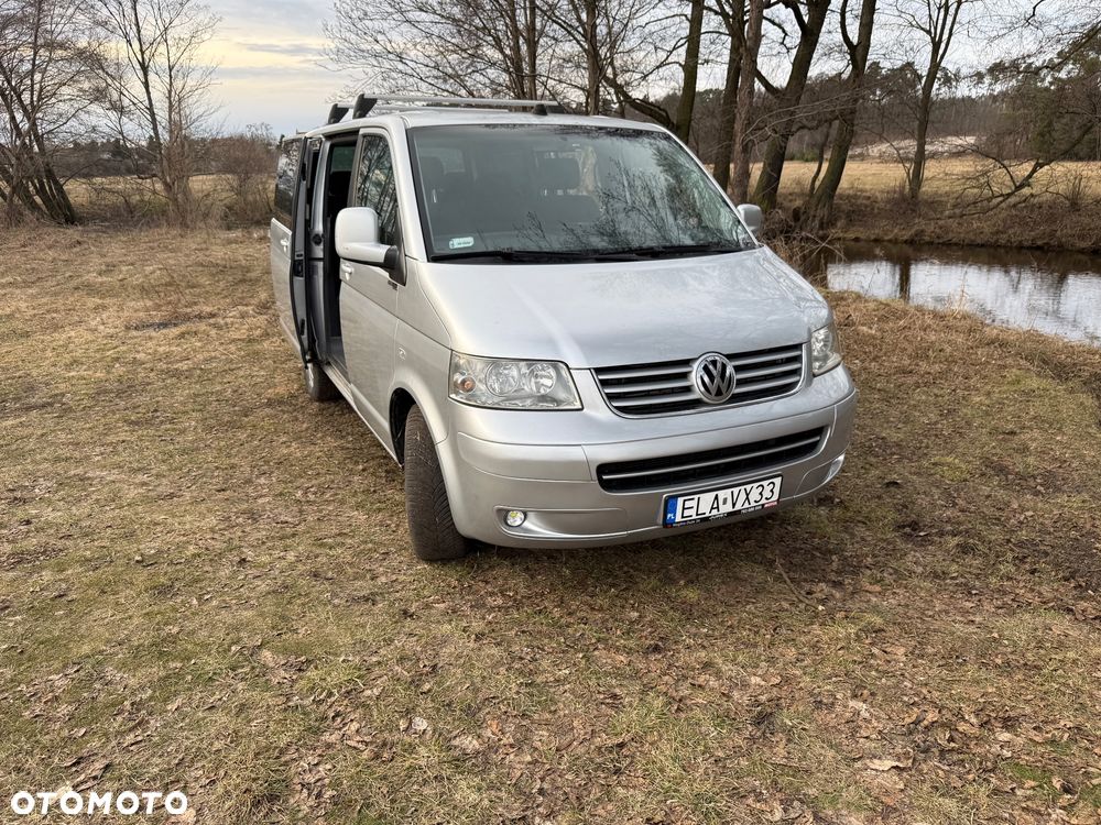 Volkswagen Multivan - 28