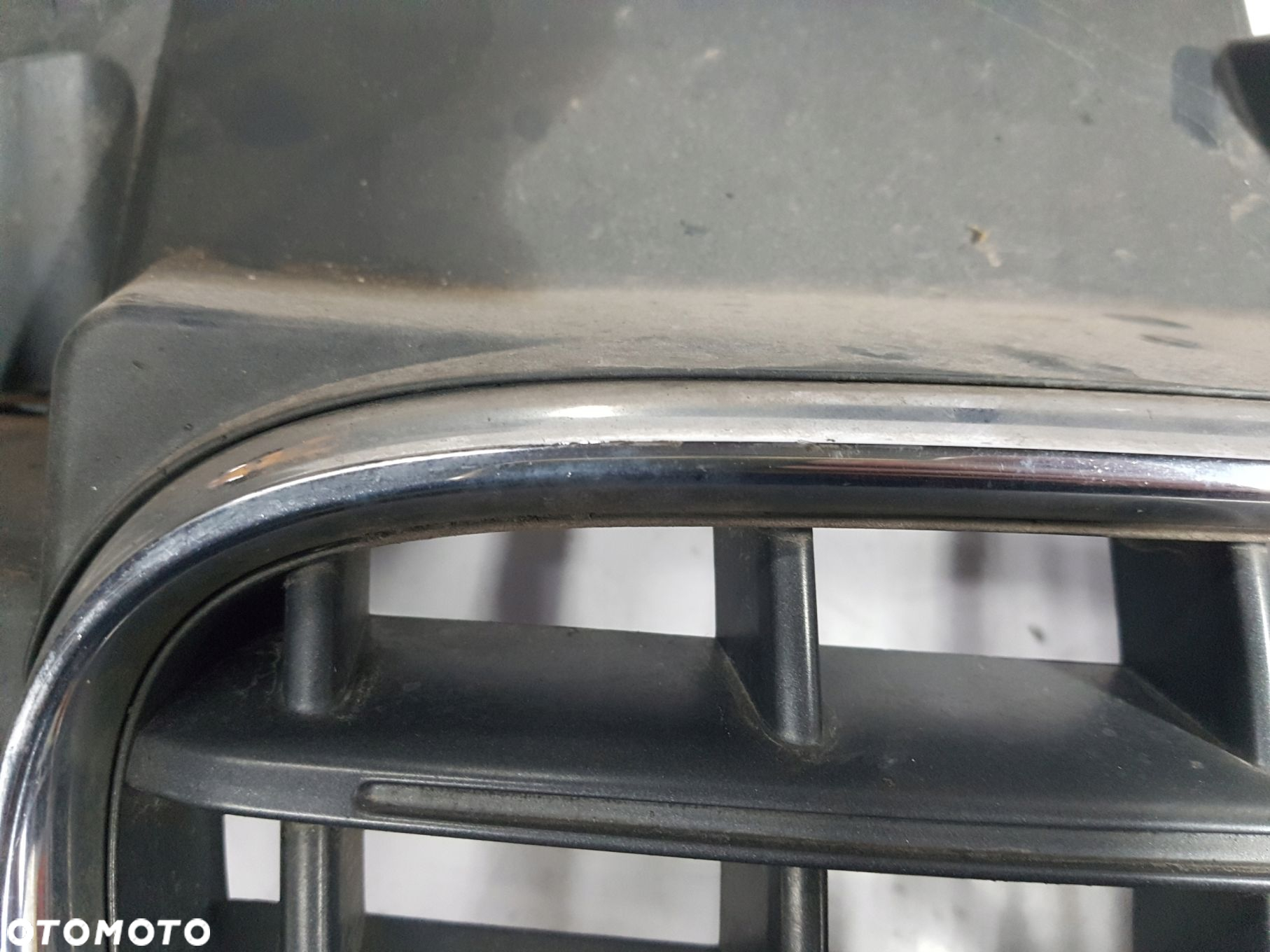 AUDI TT 8J 06-14r ATRAPA GRILL 8J0853651 - 3