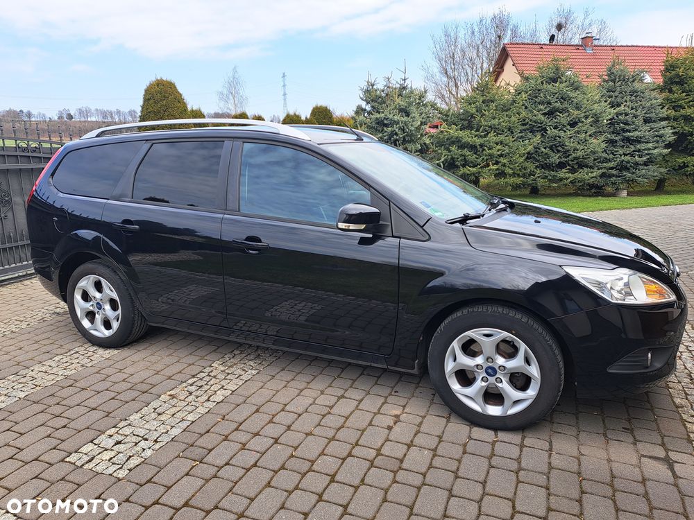 Ford Focus 1.6 16V Ambiente - 3