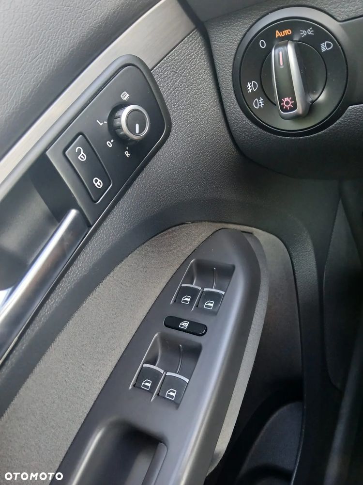 Volkswagen Touran - 21
