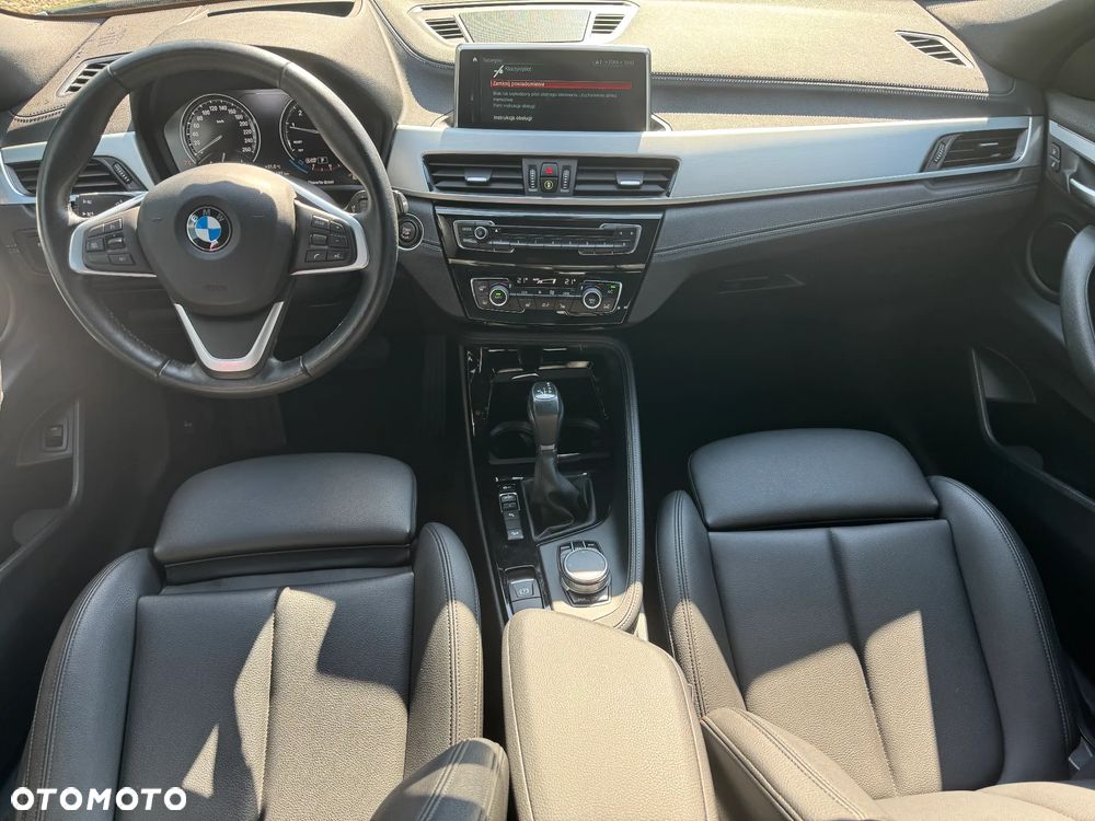BMW X2 xDrive20i - 11