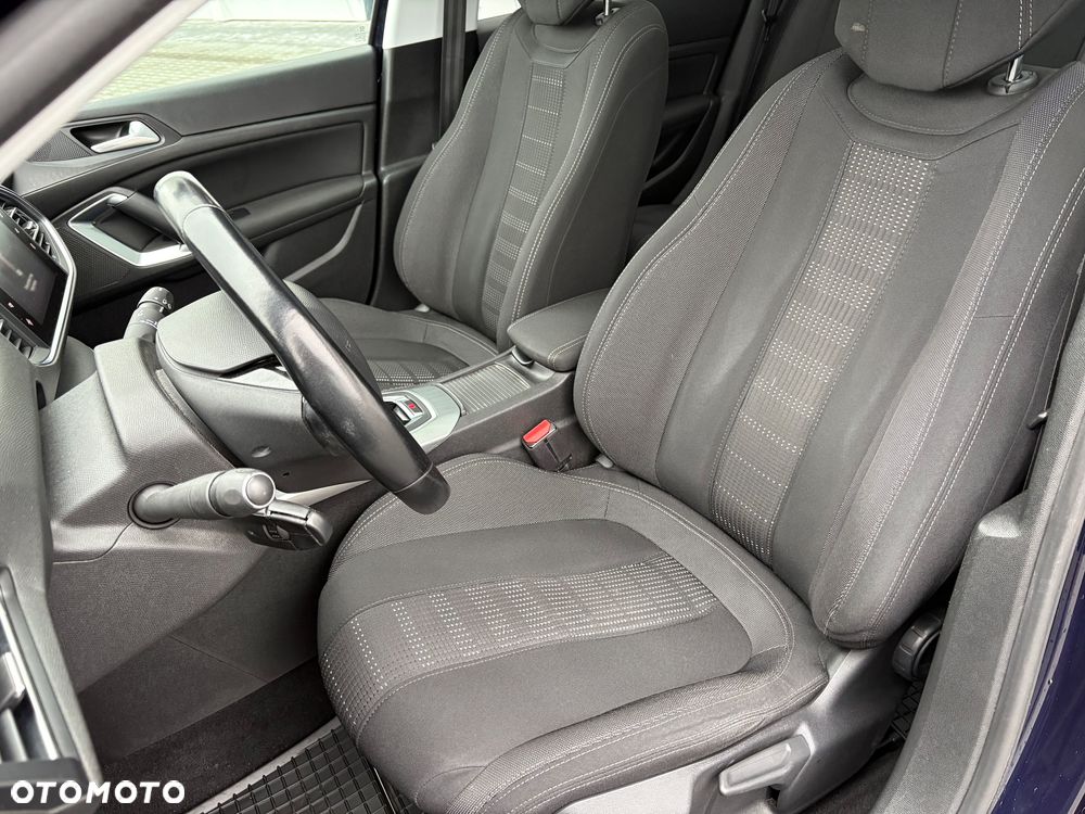 Peugeot 308 1.6 BlueHDi Business Line S&S - 17