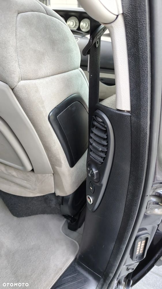 Peugeot 807 2.0 HDi Premium - 23
