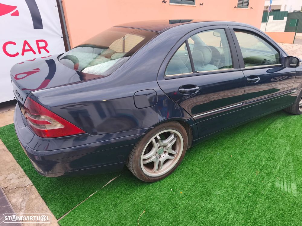 Mercedes-Benz C 220 CDi Avantgarde - 27