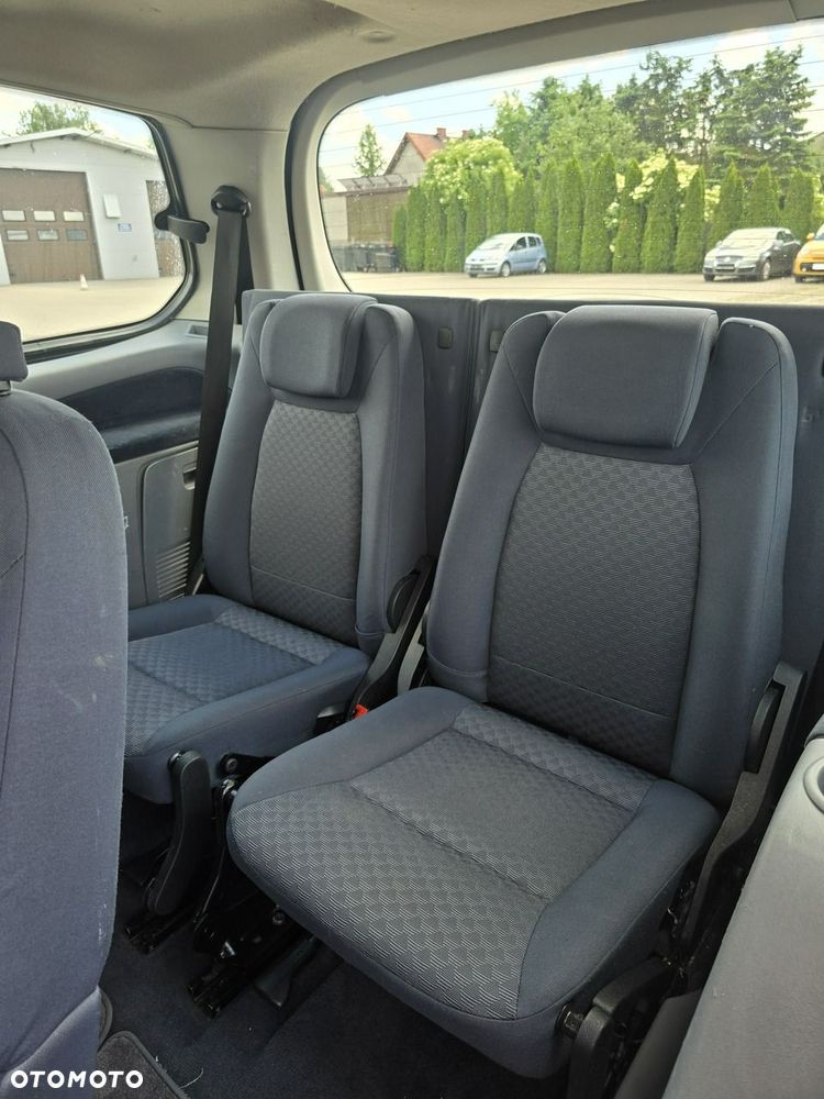 Ford Galaxy - 20
