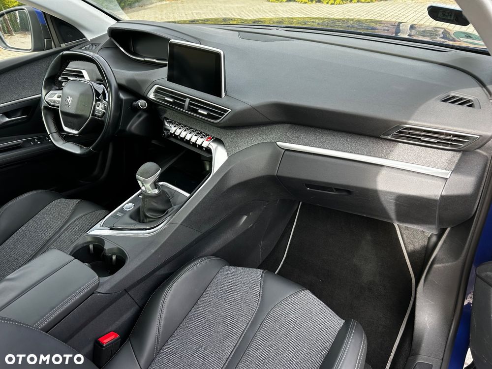 Peugeot 3008 HDi FAP 150 Premium - 16