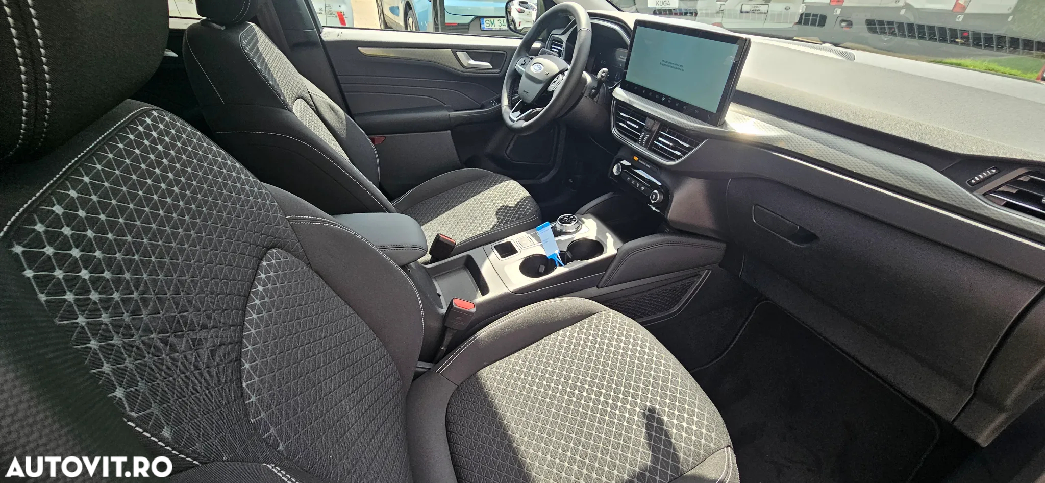 Ford Kuga 2.5 Duratec FWD PHEV Titanium - 11