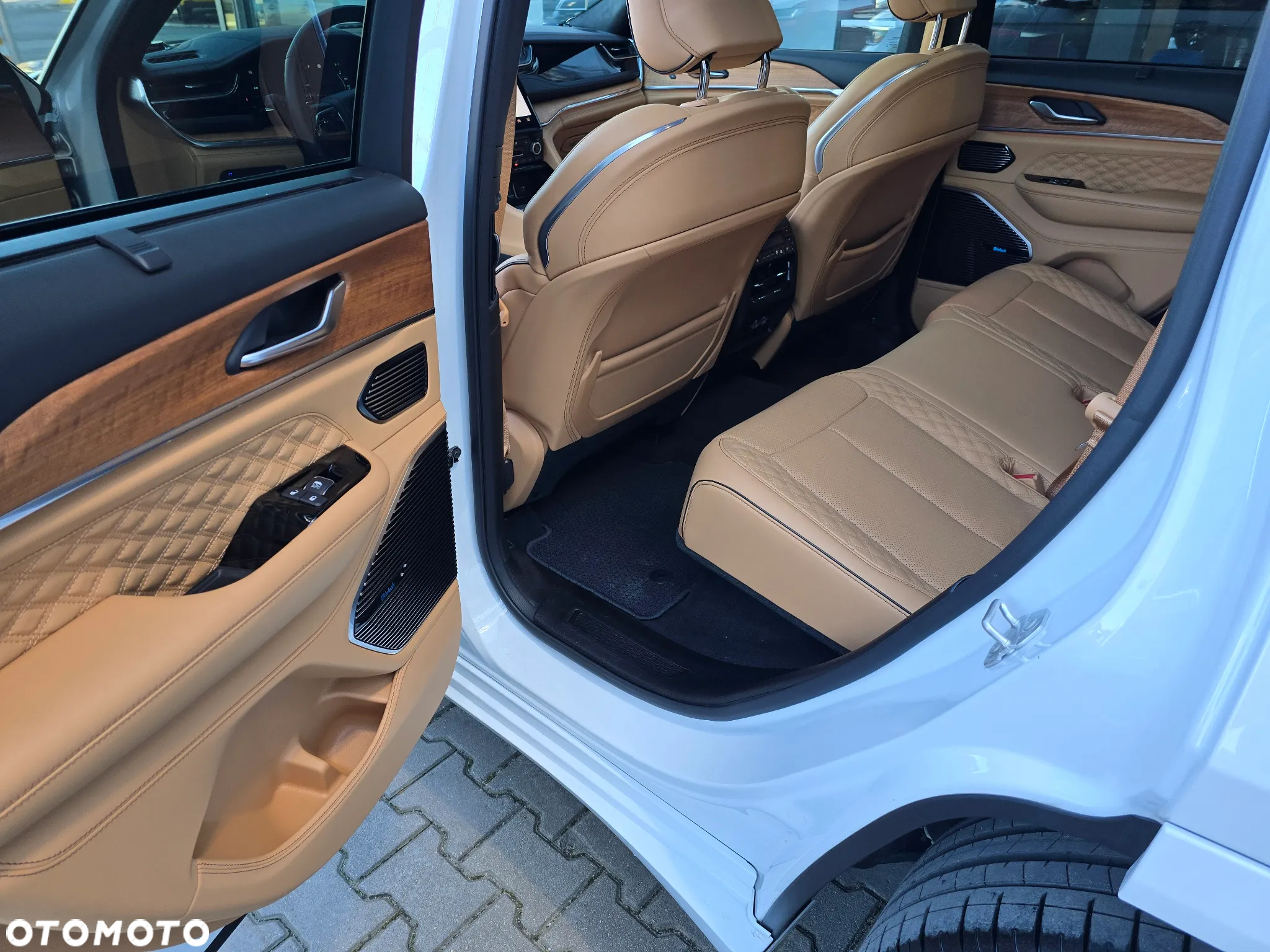Jeep Grand Cherokee 2.0 4xe PHEV Summit Reserve - 14