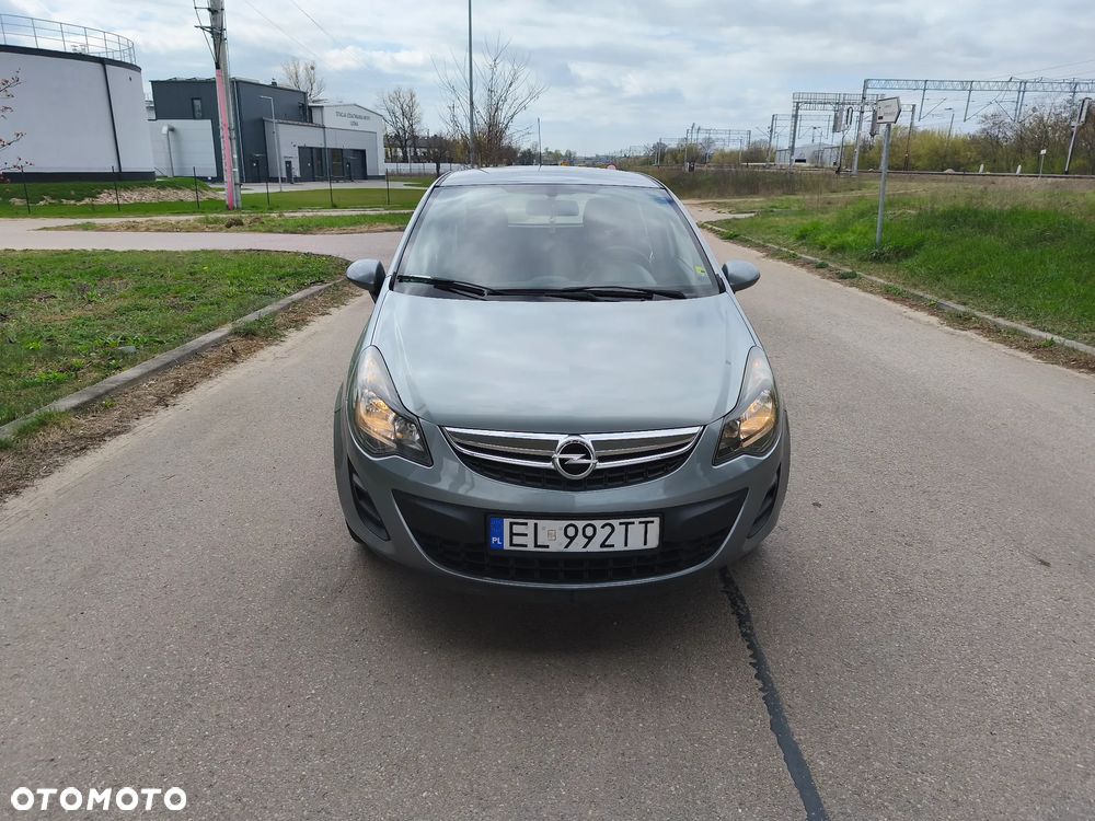 Opel Corsa 1.2 16V Edition / Active - 14