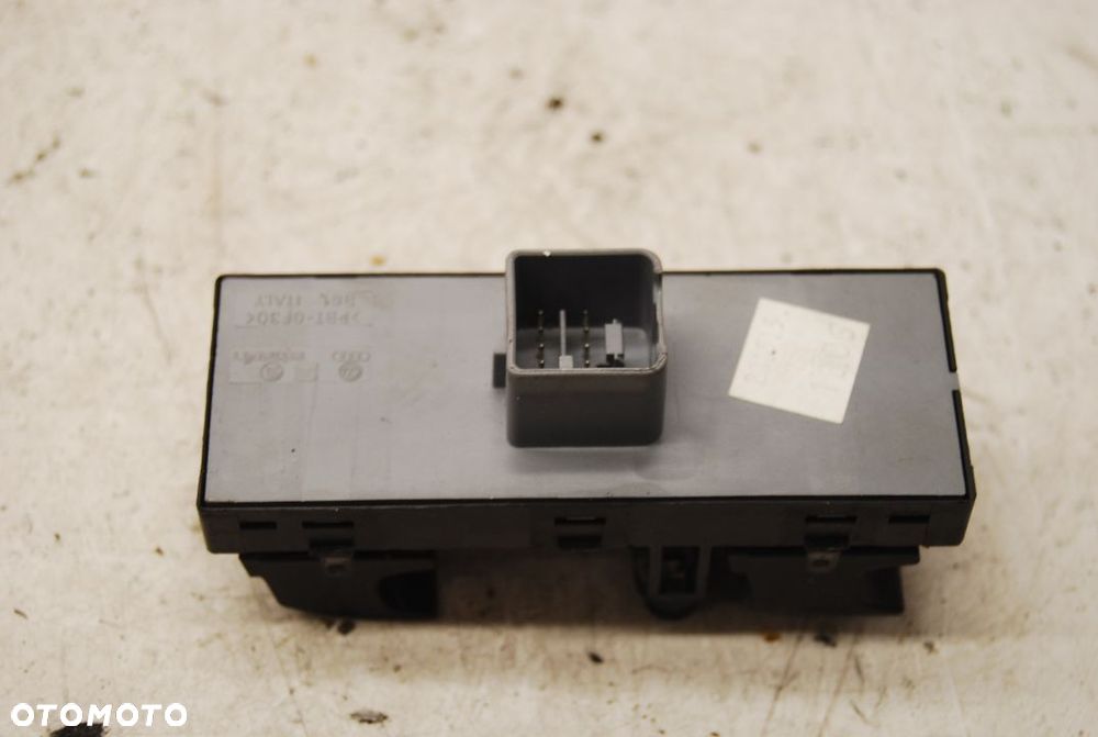 PRZEŁĄCZNIK STEROWANIA SZYB 1K4959857 PASSAT B6 VW 1K4959857A 1K4959857B SEAT TOLEDO III ALTEA - 12