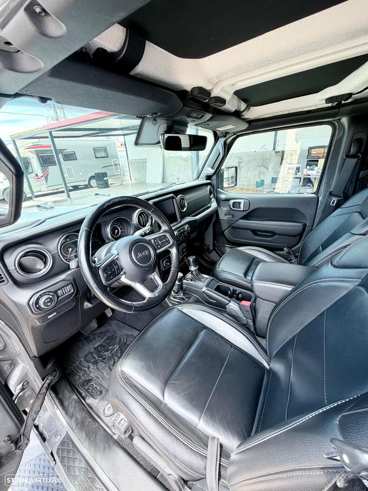 Jeep Gladiator 3.0V6 MultiJet AWD Auto Overland - 12