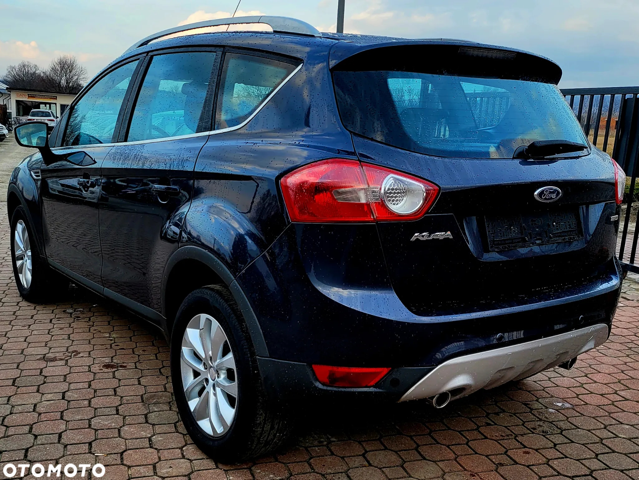 Ford Kuga 2.0 TDCi 4x4 Titanium - 3