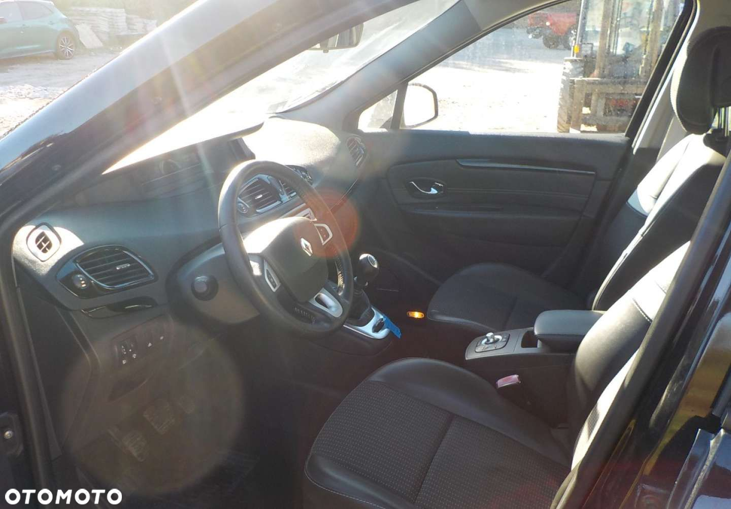 Renault Scenic - 18