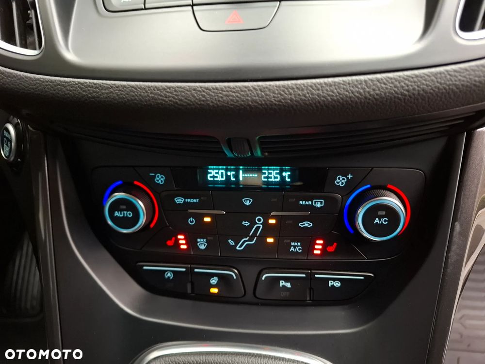 Ford C-MAX 1.0 EcoBoost Titanium ASS - 17