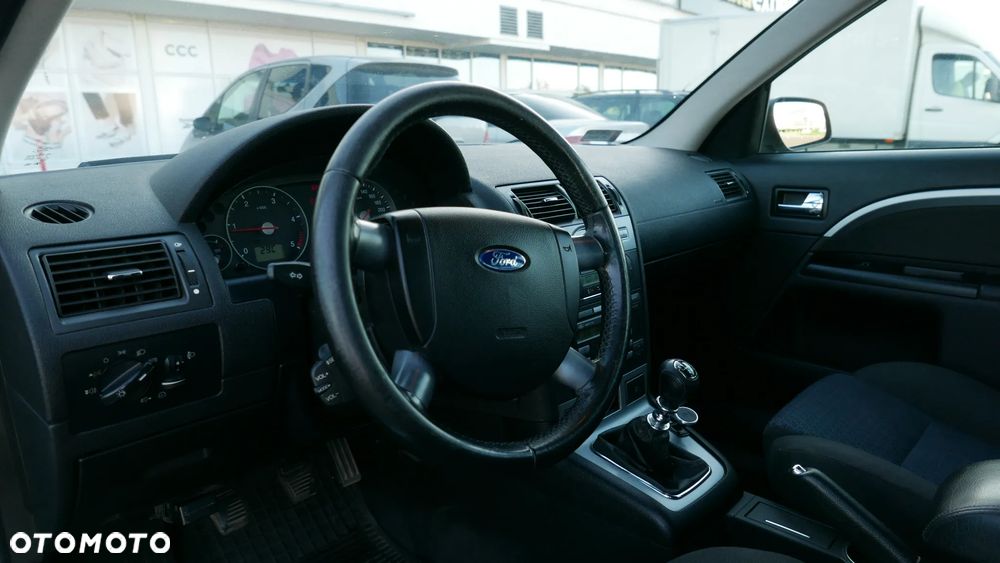 Ford Mondeo 2.0 TDCI Gold X - 9