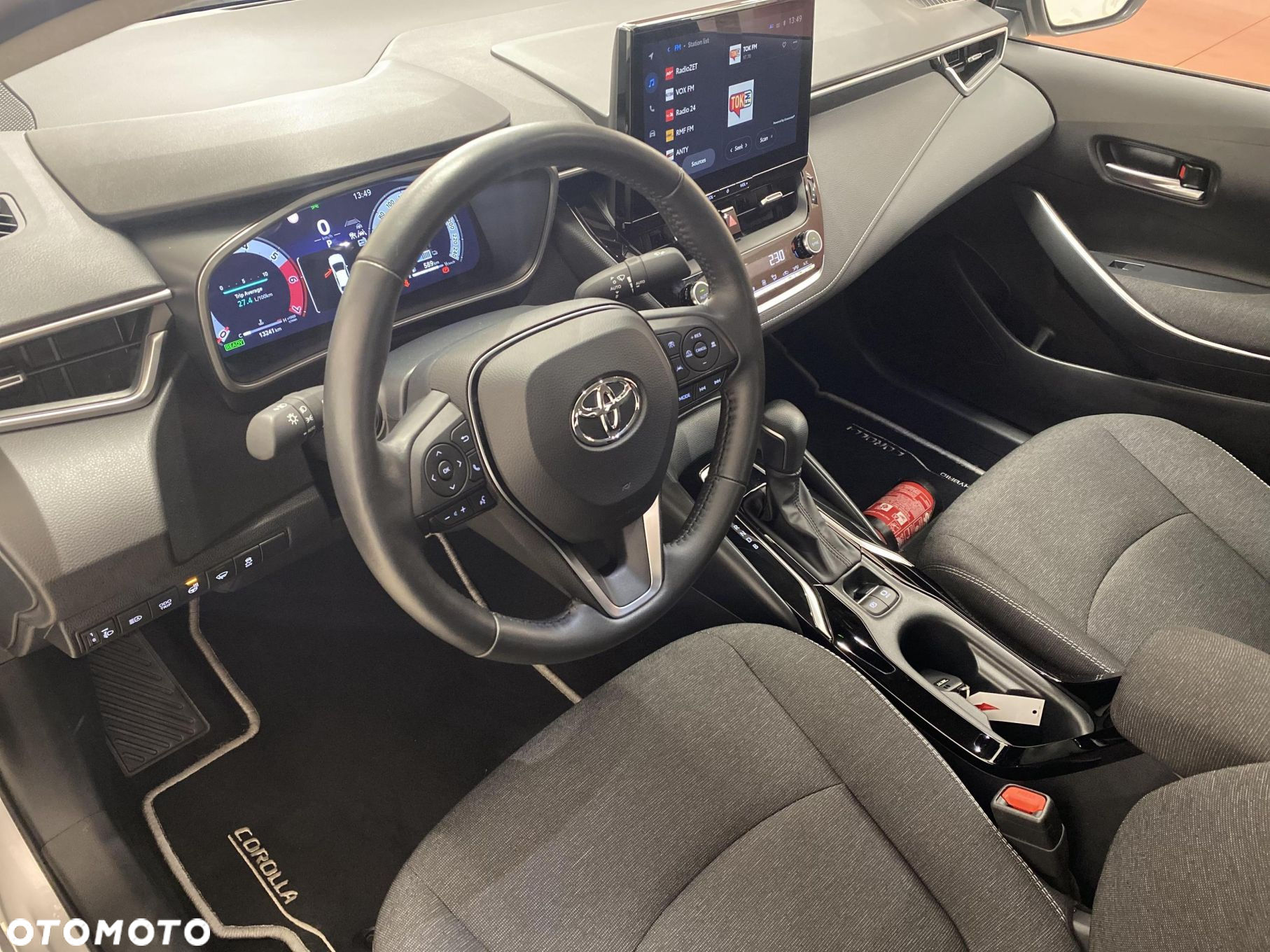 Toyota Corolla 1.8 Hybrid Comfort - 10
