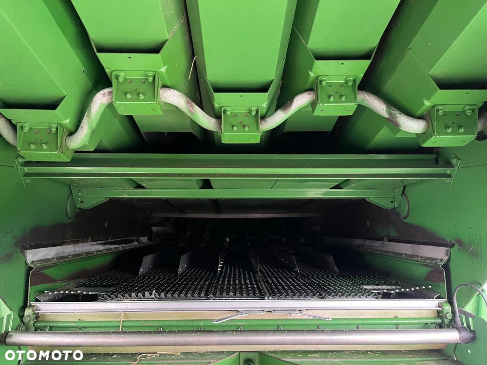 John Deere 2256 - 11