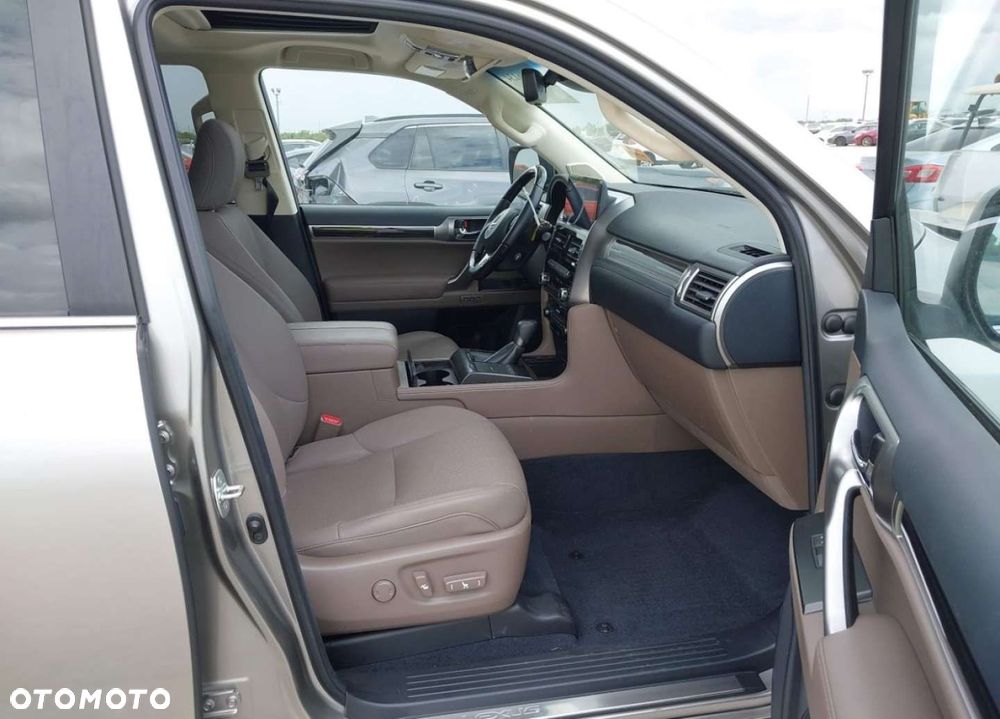 Lexus GX - 11