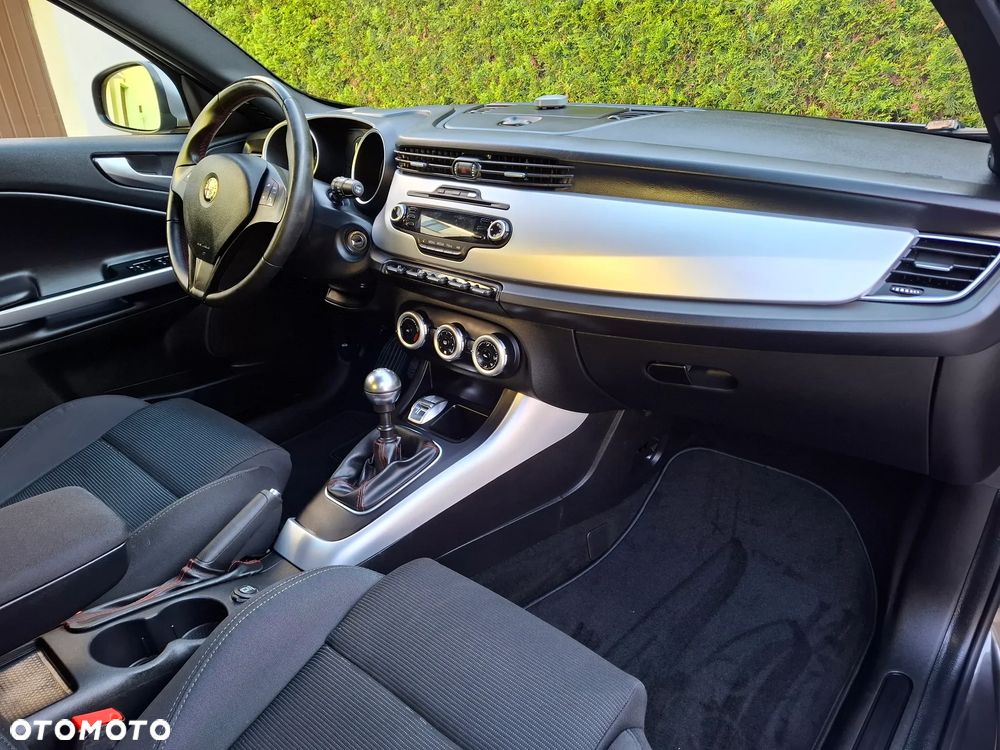 Alfa Romeo Giulietta - 18