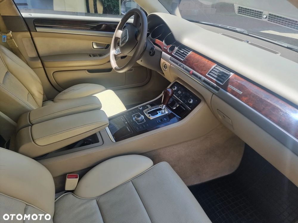 Audi A8 4.2 TDI L Quattro - 10