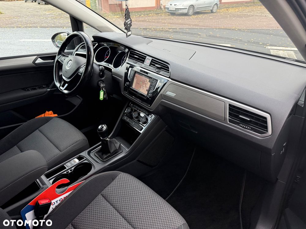 Volkswagen Touran 1.4 TSI (BlueMotion Technology) Comfortline - 11