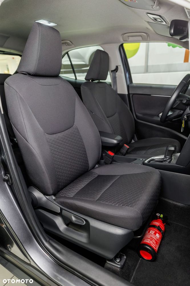 Toyota Yaris Cross - 18