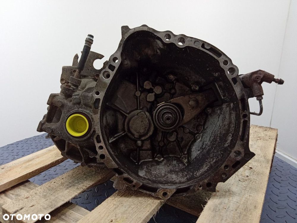 COROLLA E11 1.3 97 KM SKRZYNIA MANUALNA - 1