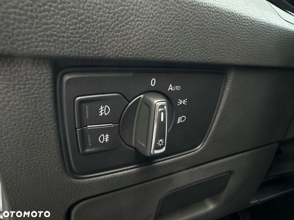 Volkswagen Passat Variant 2.0 TDI EVO Business DSG - 13