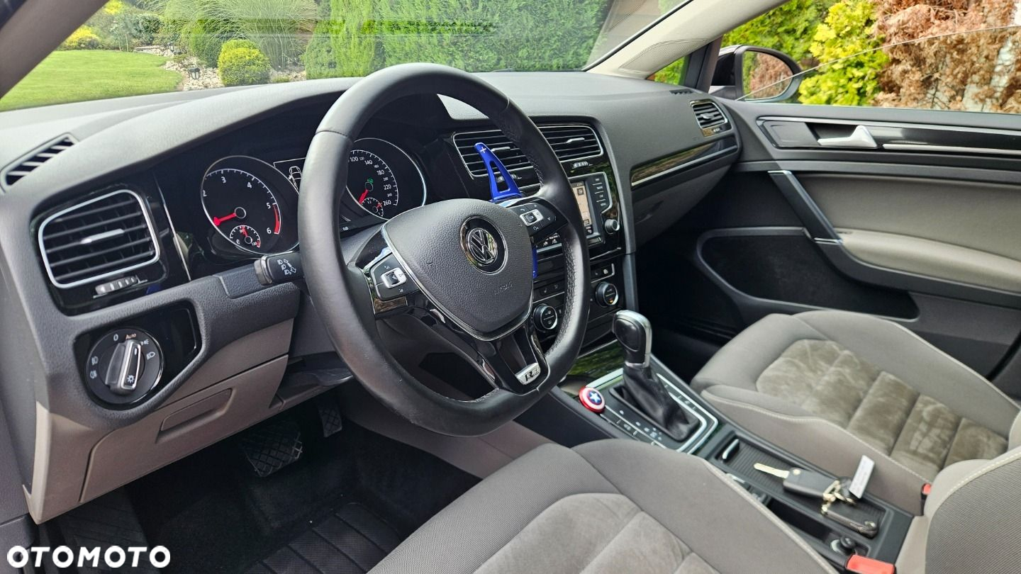 Volkswagen Golf Variant 2.0 TDI SCR DSG R-Line - 17