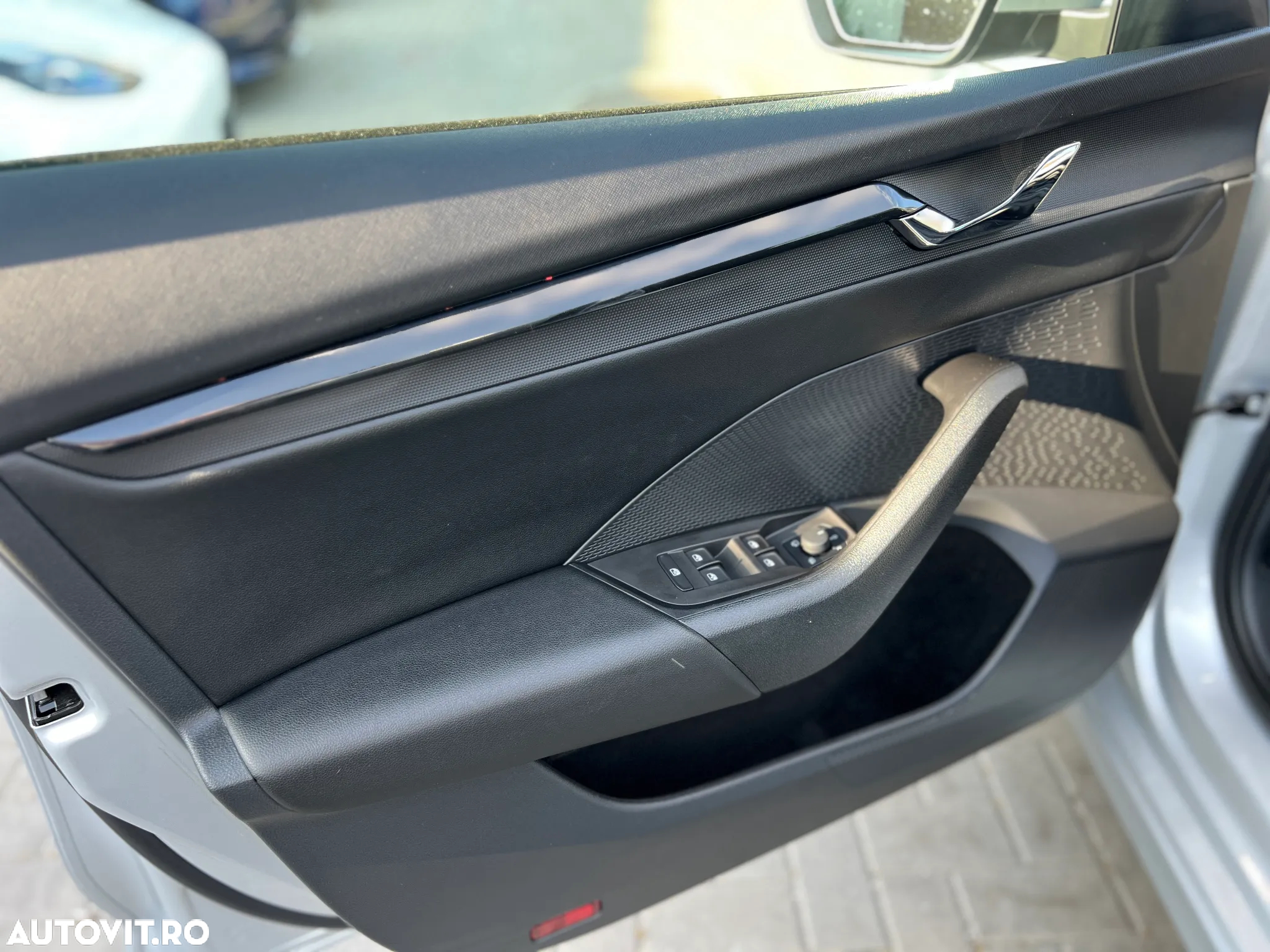 Skoda Octavia 1.5 TSI Ambition - 10