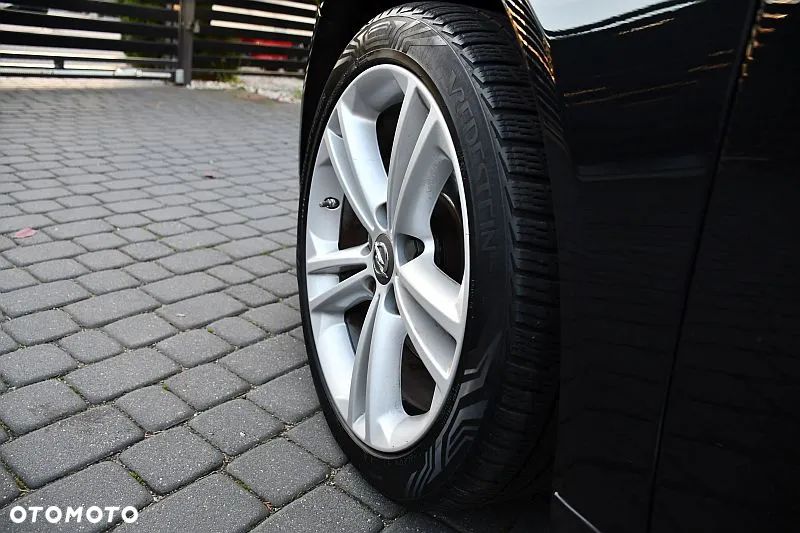 Opel Insignia 1.6 T Cosmo S&S - 30