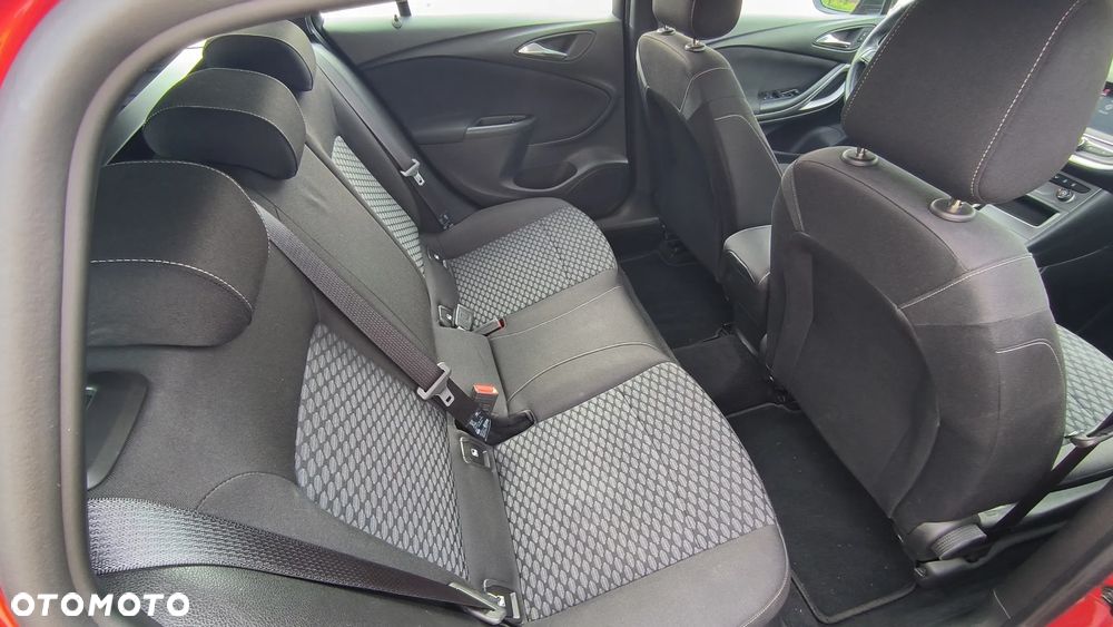 Opel Astra 1.2 Turbo Start/Stop Sports Tourer Edition - 5