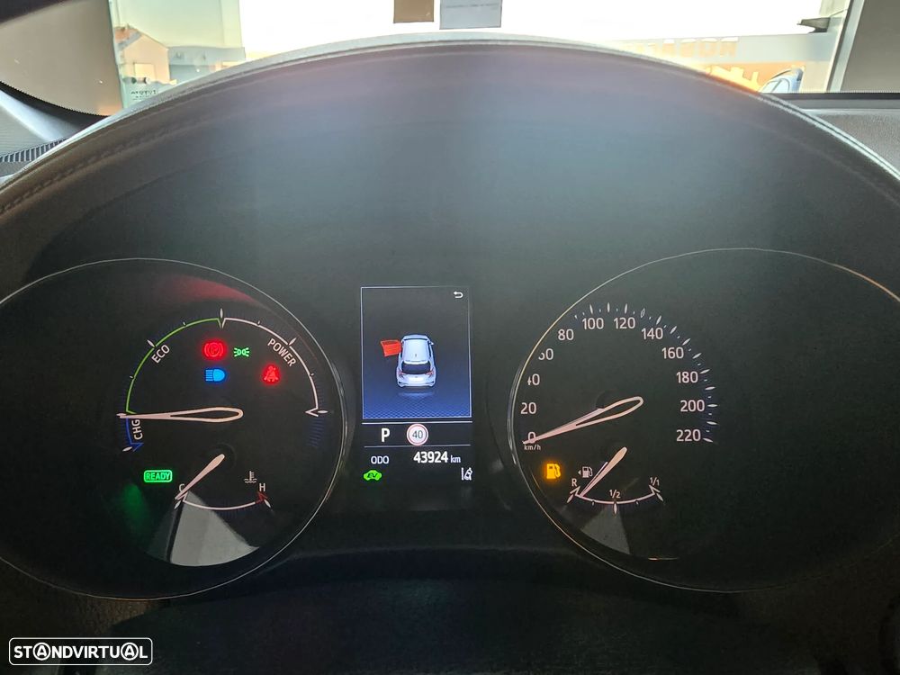 Toyota C-HR 1.8 Hybrid Exclusive+P.Luxury - 11