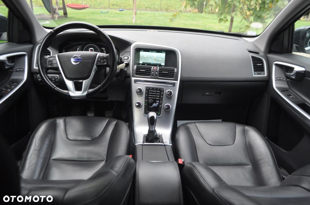 Volvo XC 60 D3 Momentum - 29