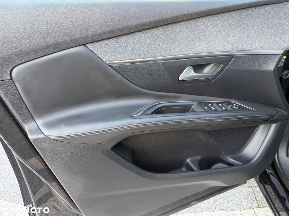 Peugeot 3008 BlueHDi 120 Stop & Start EAT6 Allure - 21