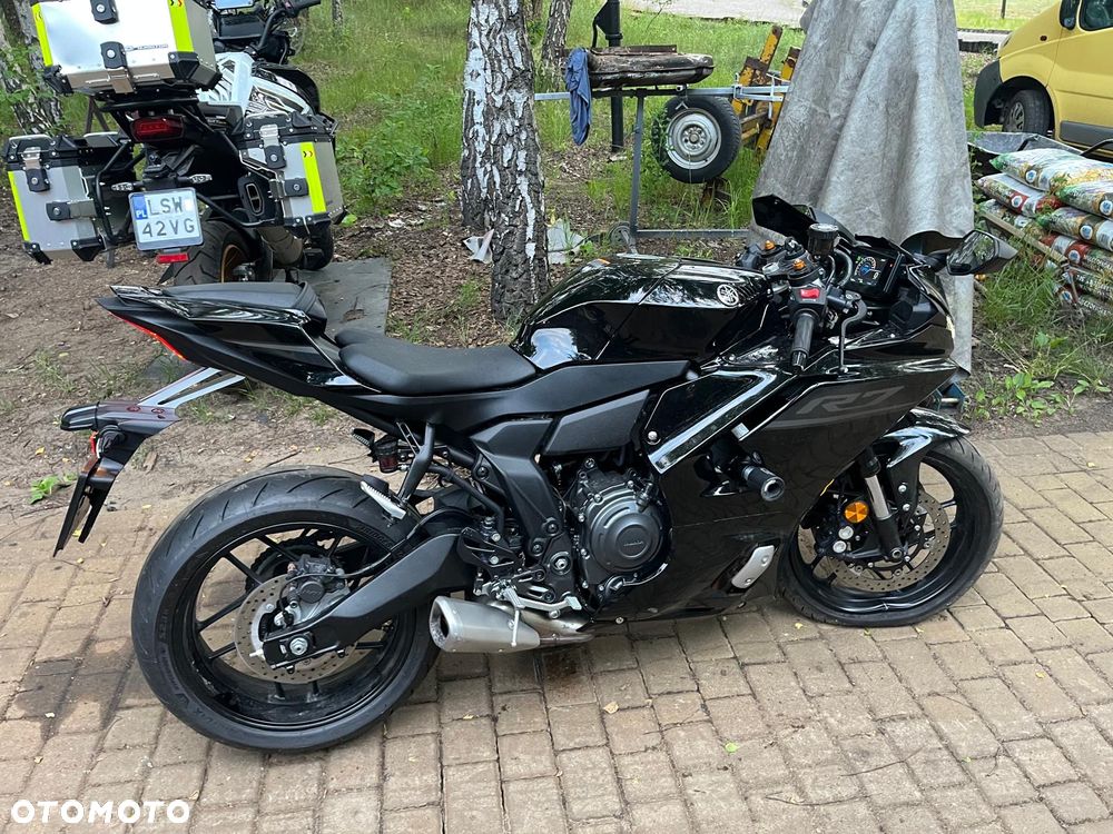Yamaha R7 - 15